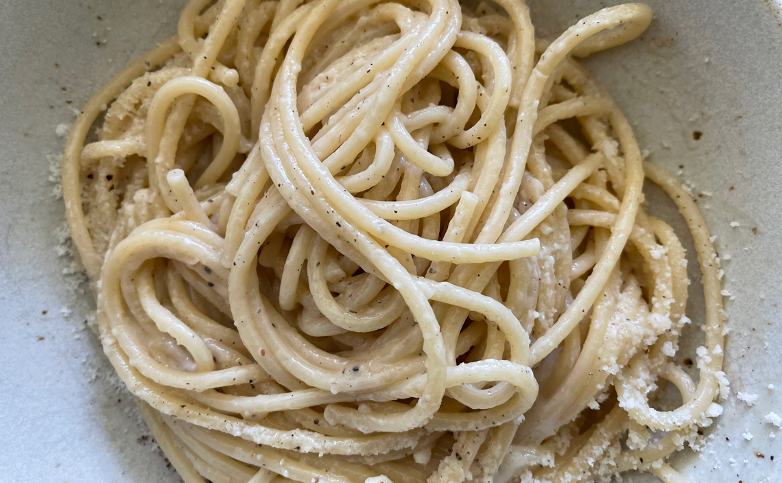 Daphne Oz Posts Cacio e Pepe