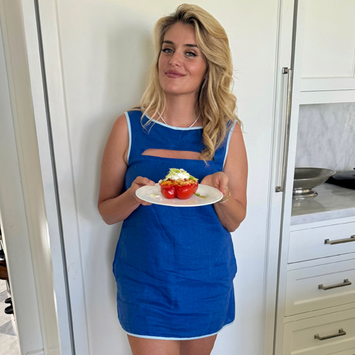 Daphne Oz Posts Spicy Buffalo Chicken Stuffed Bell Peppers